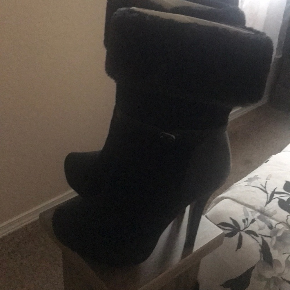 Black high heeled boots